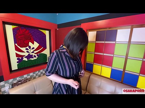 ❤️ Чоң көкүрөктөрү бар жапон сүйкүмдүү секс оюнчуктары менен мастурбация жасап, оргазмга ээ. Ал интервьюсунда өзүнүн башынан өткөн окуялары тууралуу айтып берет. Чоң сиськи жана түктүү киска катуу онтоп жатат. Осакапорн ❤❌ Порно бизде ky.port-amurasso.ru ❌❤